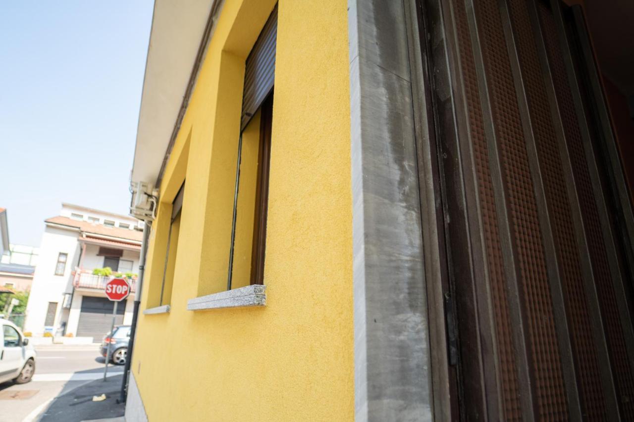 ברסו Alba Apartment Near Milan מראה חיצוני תמונה